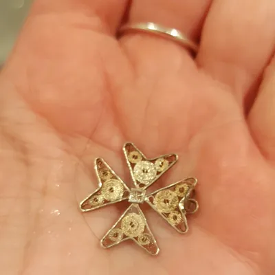 Pendentif en.argent croix de malte